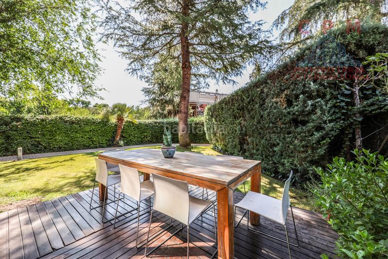 Foto 1d6241a4-9d12-4f64-befa-2c21b56baaf6. Affitto casa bifamiliare con camino riscaldamento parcheggio piscina in Pozuelo de Alarcón