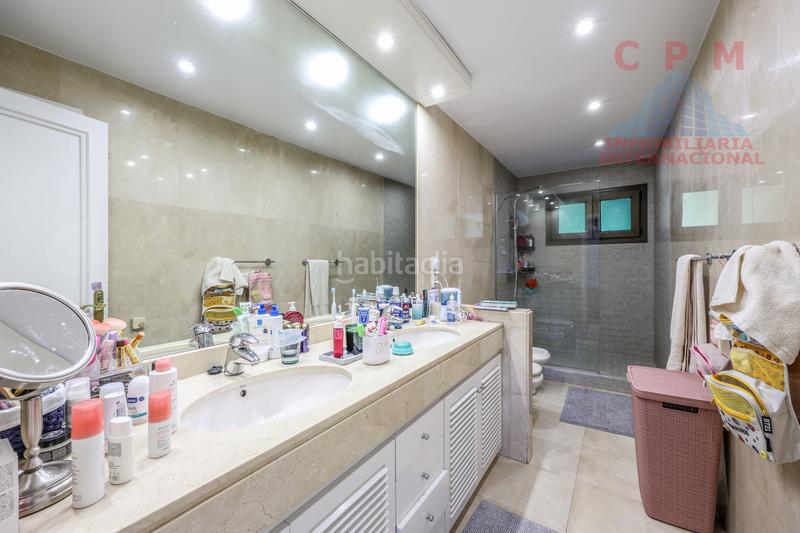 Foto 20a60632-a06c-4ae7-9517-2a0a5225ac0b. Affitto casa bifamiliare con camino riscaldamento parcheggio piscina in Pozuelo de Alarcón