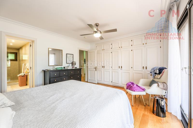 Foto 4ea517fd-2f34-4729-962f-05611c10bf81. Lloguer casa aparellada amb xemeneia calefacció aparcament piscina a Pozuelo de Alarcón