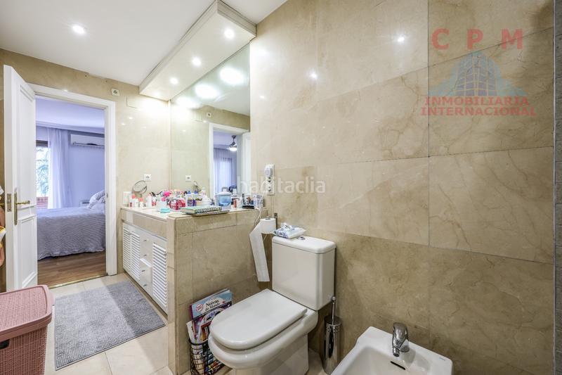 Foto b1d03a93-3071-44ce-8b68-a79554af83b3. Lloguer casa aparellada amb xemeneia calefacció aparcament piscina a Pozuelo de Alarcón