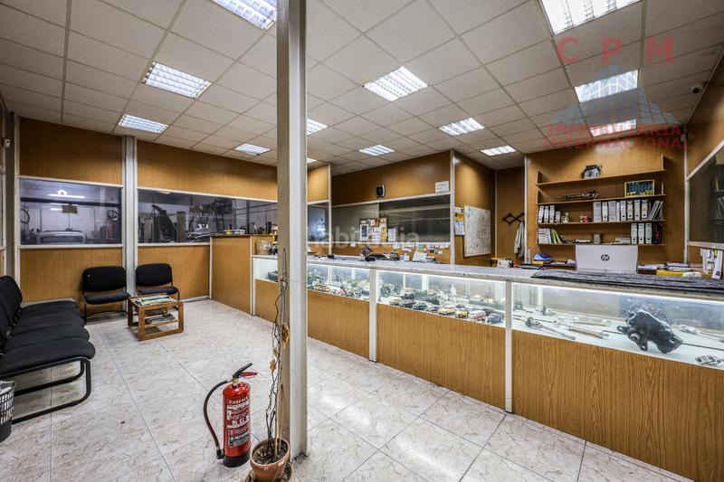 Foto cc161244-c263-4700-8acc-869682b039ad. Capannone industriale con riscaldamento in Griñón