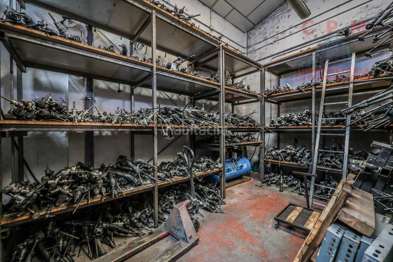 Foto eb8bee52-0e4a-4386-b19f-c30fcebf4669. Capannone industriale con riscaldamento in Griñón