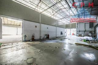 Lloguer Nau industrial a Virgen del Rosario. Amplia y luminosa nave industrial de 980 m2, a pie de calle, con