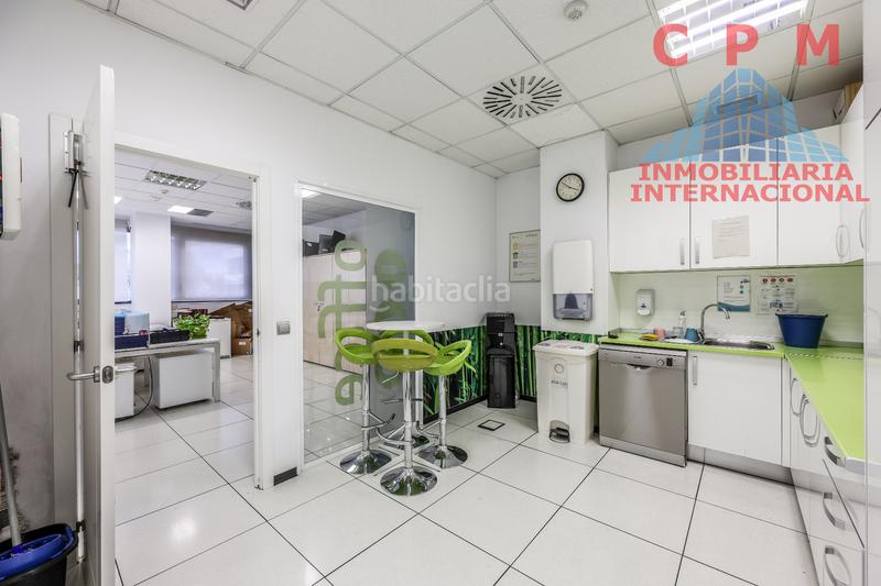 Foto b2e23c05-6319-4df4-9c1d-6aca97852b2e. Rent office space with heating in Buena Vista Madrid