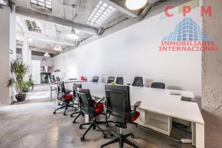 Office space in Ventas. Estupenda y luminosa oficina reformada y diáfana de 320 m2, próx