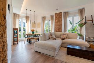 Rent Flat in Ríos Rosas-Nuevos Ministerios. Estupendo piso de lujo, con altas calidades, sin amueblar, de 76