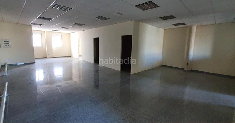 Foto 1e5dbaca-d017-4a5b-b279-6c5a94093b81. Bâtiment à usage industriel avec chauffage dans Norte-Universidad Móstoles