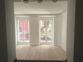 Pis a Universidad-Malasaña. Magnífico piso reformado, de 89 m2, 2 dormitorios y 2 balcones,