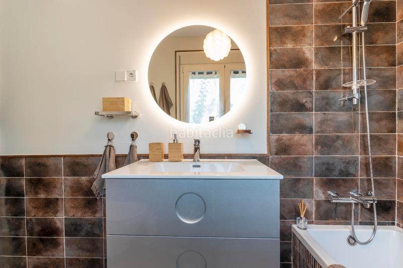 Foto 7748b6f1-60ad-45d9-9217-1877a1ce3282. Affitto chalet con camino riscaldamento parcheggio in Madrid