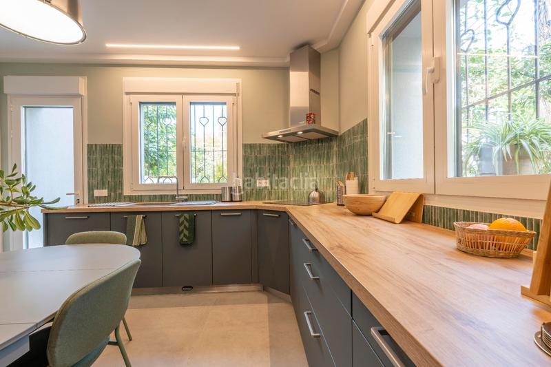 Foto 2fe4aff3-110c-4627-89e3-8454a8fb56d1. Location chalet avec cheminée chauffage parking dans Madrid