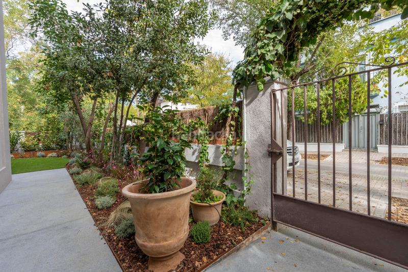 Foto 614881b8-c63c-48aa-bb67-83254299fc46. Location chalet avec cheminée chauffage parking dans Madrid