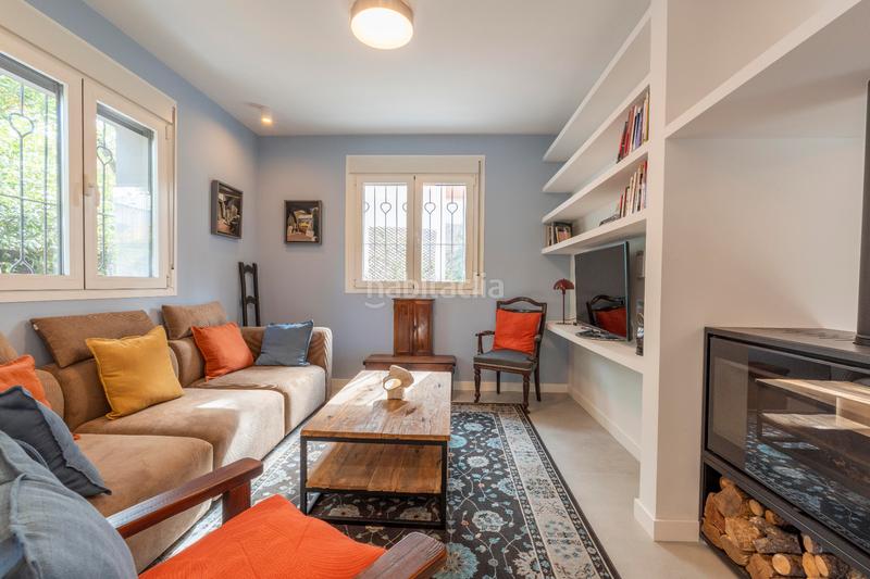 Foto 6ded9bc6-01c2-4e7b-9b91-bd4baeff752c. Location chalet avec cheminée chauffage parking dans Madrid