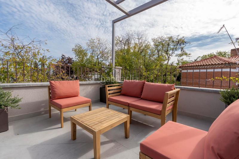 Foto bfbebf9e-a4c9-42b9-84ae-2e421d8fff67. Location chalet avec cheminée chauffage parking dans Madrid