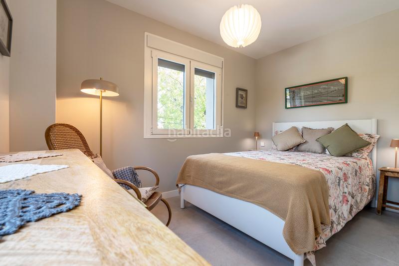 Foto 256f8617-1b5e-48a6-81cc-9b290a64a7bc. Rent chalet with fireplace heating parking in Hispanoamérica-Bernabéu Madrid