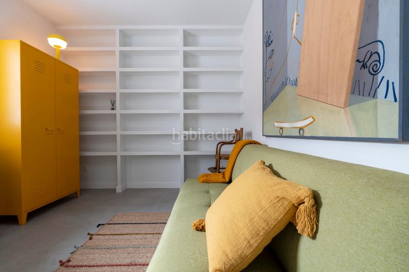 Foto 460e0a10-0cfb-408b-bf7e-8e9b750c59f2. Rent chalet with fireplace heating parking in Hispanoamérica-Bernabéu Madrid