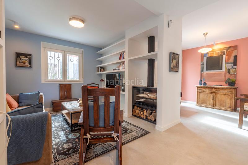 Foto 55688a51-babc-470b-b97d-2f5a45195188. Rent chalet with fireplace heating parking in Hispanoamérica-Bernabéu Madrid