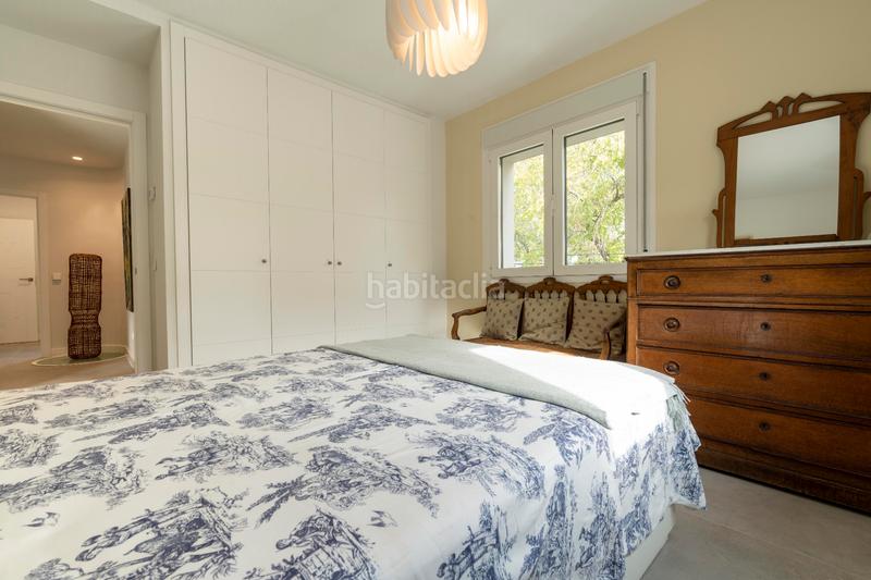 Foto 73b7fa91-1a9b-49f3-af2a-41658f8e71ca. Rent chalet with fireplace heating parking in Hispanoamérica-Bernabéu Madrid