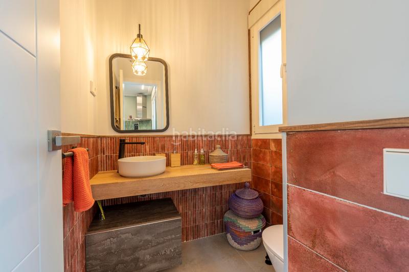 Foto 7e735805-8cb4-4d20-a47a-bc5dc4521c5f. Rent chalet with fireplace heating parking in Hispanoamérica-Bernabéu Madrid