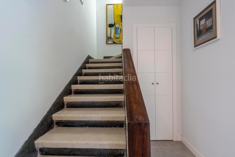 Foto b98da4de-2550-4d3b-becc-b14224999a66. Rent chalet with fireplace heating parking in Hispanoamérica-Bernabéu Madrid