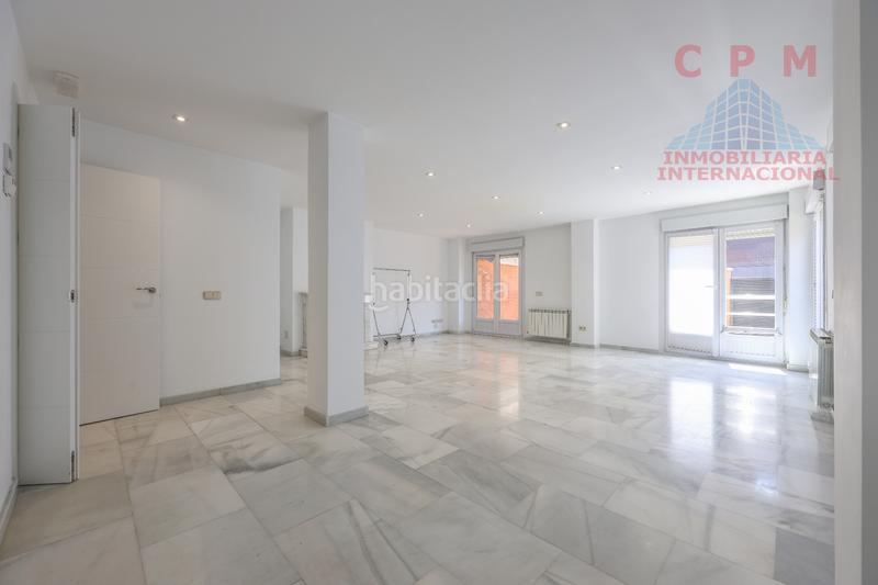 Foto 11e57341-05b7-447f-9019-61ca5a5ea816. Lloguer casa adossada amb xemeneia calefacció aparcament a Madrid