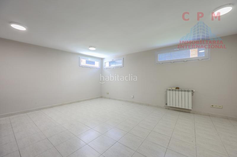 Foto f4c981f9-2c3f-46f3-86b6-4075843798e0. Location maison jumelée avec cheminée chauffage parking dans Madrid