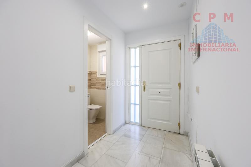 Foto 8d6c8ae5-a084-47b4-abc1-23bf3318bb4f. Rent semi detached house with fireplace heating parking in Madrid
