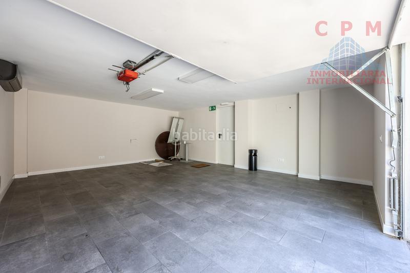 Foto 9fad72e9-64b0-47c3-bd97-1a2a504dceb2. Rent semi detached house with fireplace heating parking in Madrid