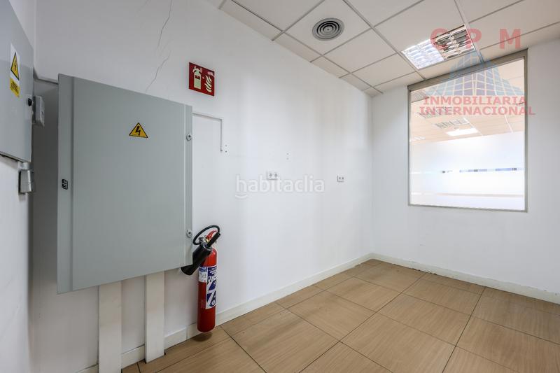 Foto 711b03e1-f3a1-4a3f-8714-e93d303130d3. Rent office space with heating in Simancas Madrid