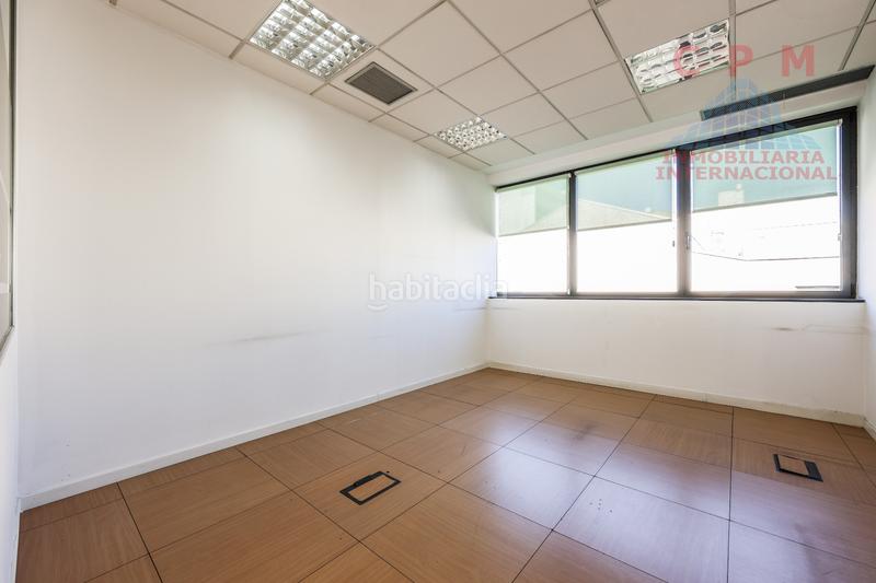 Foto f0f67de3-b7ce-4a59-a6ce-6020bde02e74. Rent office space with heating in Simancas Madrid