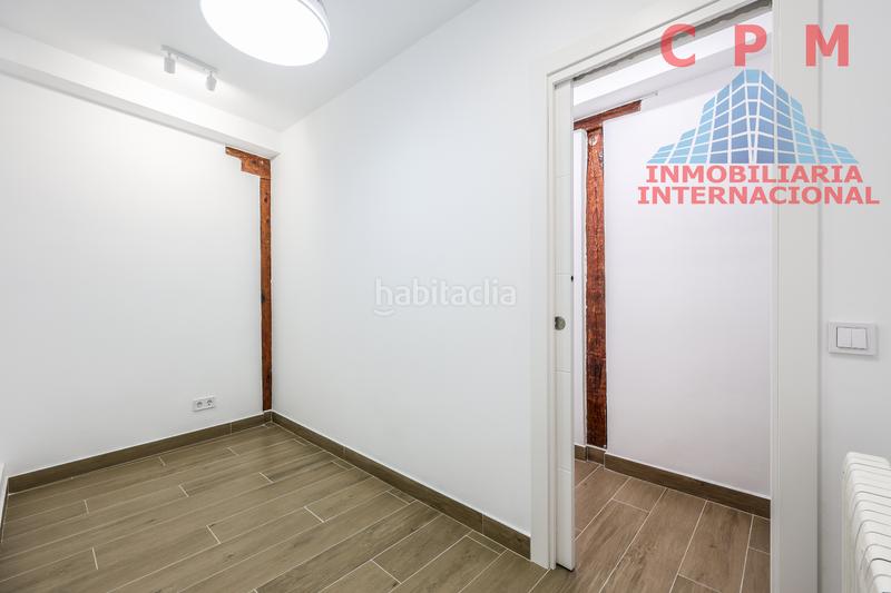Foto 7a13cb9d-7f20-4b0c-a544-3189fc357522. Appartamento con riscaldamento in Cortes-Huertas Madrid