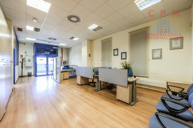 Foto 090c1fa2-1fb9-4268-9710-4c8991101189. Oficina espectacular y luminosa oficina amueblada, a pie de calle, de 483 m2, próximo al metro Las Tablas en Madrid