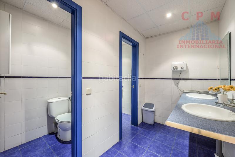 Foto e79b92fb-fcb7-480b-92f4-0b3c418e2c1b. Oficina espectacular y luminosa oficina amueblada, a pie de calle, de 483 m2, próximo al metro Las Tablas en Madrid