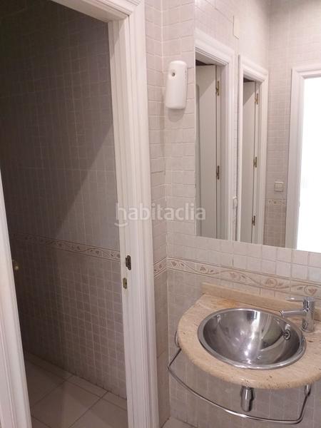 Foto 371b2308-57f8-47b5-9b79-8c58249ed251. Oficina amb calefacció a El Viso Madrid