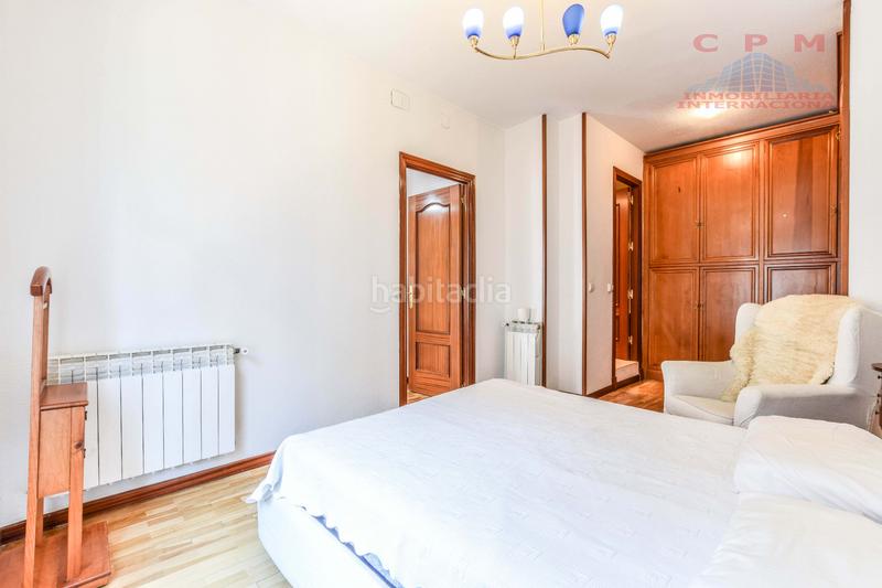 Foto 61a5b8ba-555d-4ce9-adb2-c38cbc8ff6c0. Location appartement avec chauffage parking dans El Viso Madrid