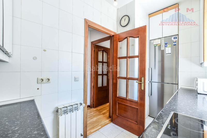 Foto 839b5009-60e4-4076-a53b-f845b9aa5b01. Rent flat with heating parking in El Viso Madrid