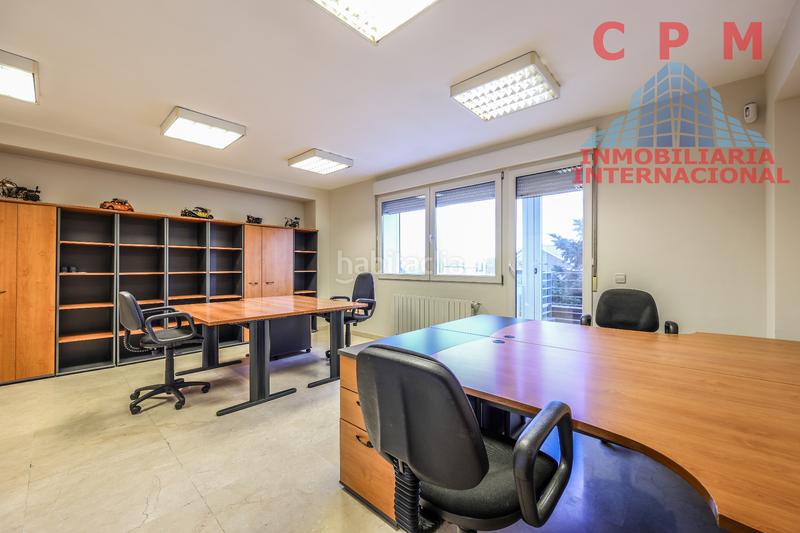 Foto 47d3fd43-0db7-4202-8e1c-21c46d49931b. Location bureau avec chauffage parking dans Peñagrande Madrid