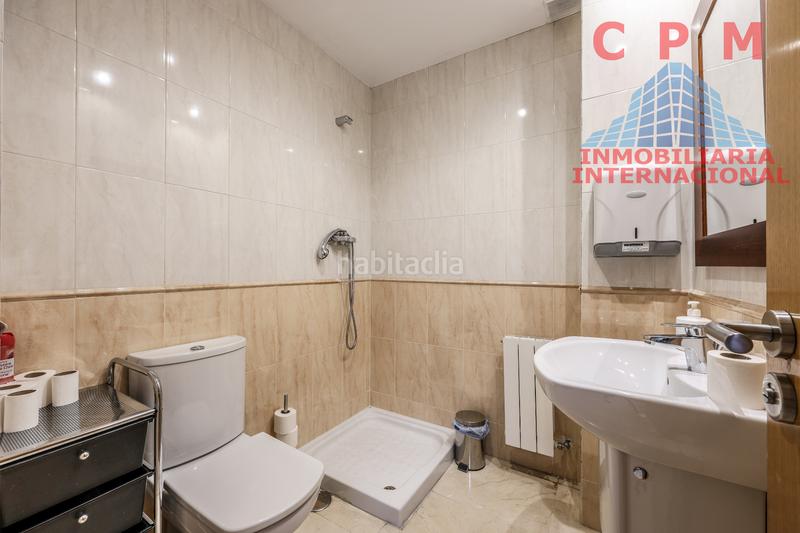 Foto 1f924fbd-9364-4be3-84e3-c3327fc841b2. Location chalet avec chauffage parking dans Peñagrande Madrid