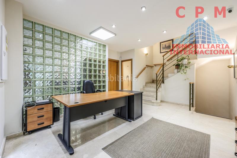 Foto 52eedfa0-dc39-4622-938e-66e3d04485d0. Location chalet avec chauffage parking dans Peñagrande Madrid