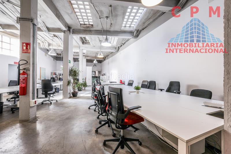 Foto 0f8fe7de-3b61-47fa-a5b3-3d041839f61b. Office space with heating parking in Ventas Madrid