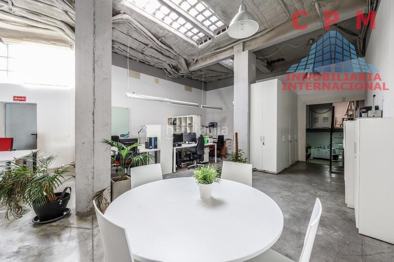 Foto 5d9bee8b-9d86-4b26-9e8c-ceb8e62f7649. Office space with heating parking in Ventas Madrid