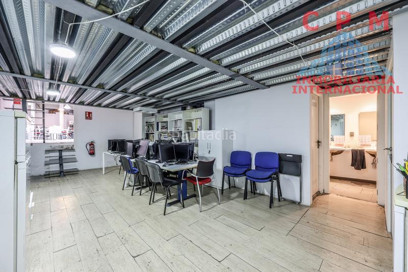 Foto 81f9fa76-4d54-47fa-8935-7393747bff49. Office space with heating parking in Ventas Madrid