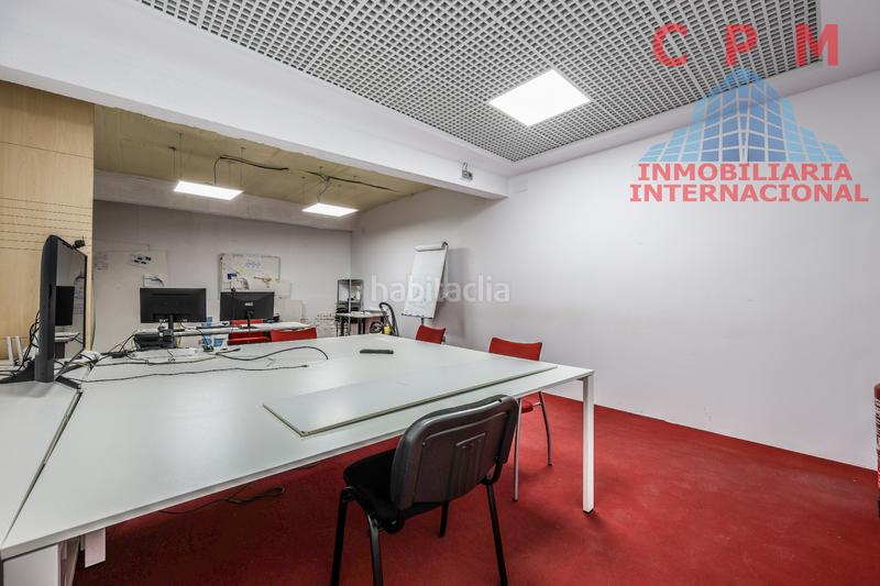 Foto b76596c9-924e-4152-bb9a-2bf42b5b88ab. Office space with heating parking in Ventas Madrid