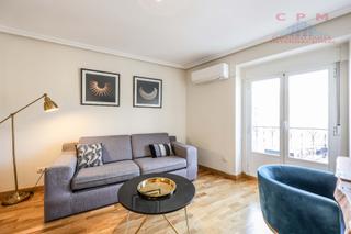 Lloguer Pis a Palacio. Exclusivo y luminoso piso amueblado, de 56 m2, 2 habitaciones y