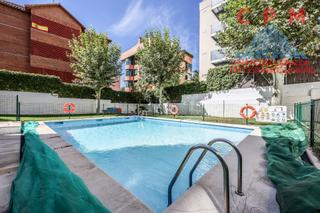 Miete Etagenwohnung in San Pascual. Magnífico y luminoso piso sin amueblar, de 102 m2 y 3 habitacion