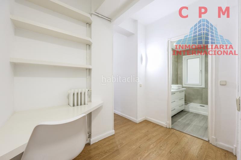 Foto 09df188c-5d43-4a2b-b3e6-058946d75b1d. Alquiler piso magnífico y luminoso piso de 133 m2, y 3 habitaciones, próximo al palacio real en Madrid