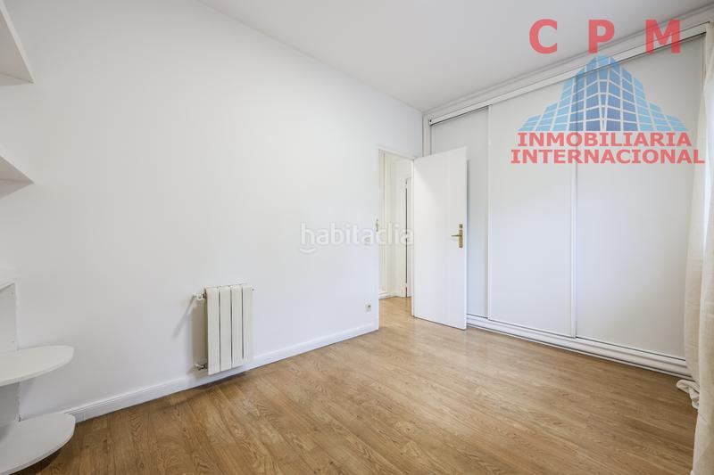 Foto bc4f8b29-78f9-4722-a9e3-feaf8eec9714. Alquiler piso magnífico y luminoso piso de 133 m2, y 3 habitaciones, próximo al palacio real en Madrid