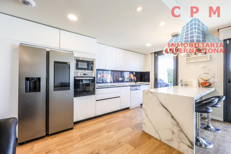 Foto b597b299-87b4-47d7-a6cf-d8f7b36b437f. Location maison jumelée avec chauffage parking piscine dans Colmenar Viejo