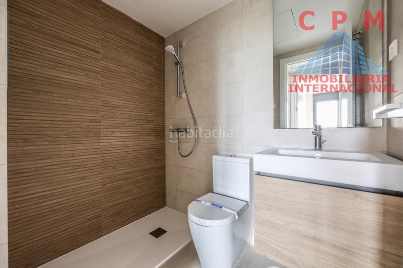 Foto 9dba2015-8aef-4f47-a84e-e34a0fe5bd4d. Pis amb calefacció aparcament piscina a Estrella Madrid