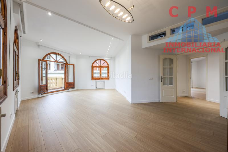 Foto 97a24388-4d23-49bf-8e92-6ca33332d281. Rent penthouse with heating parking in Goya Madrid