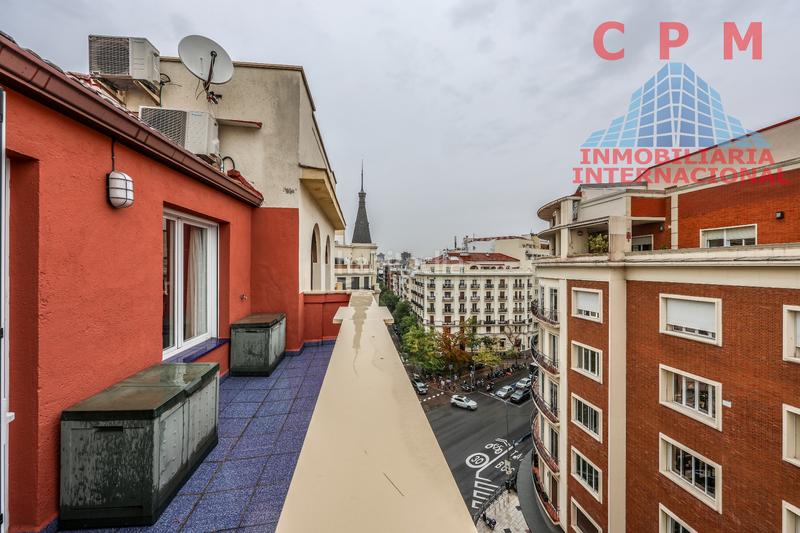 Foto dbf0a1e8-a3af-469d-af2b-af35dc260628. Rent penthouse with heating parking in Goya Madrid